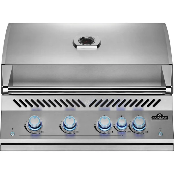 Napoleon Gasgrill 700-Series 32", Einbau 1 Napoleon Gasgrill 700-Series 32", Einbau